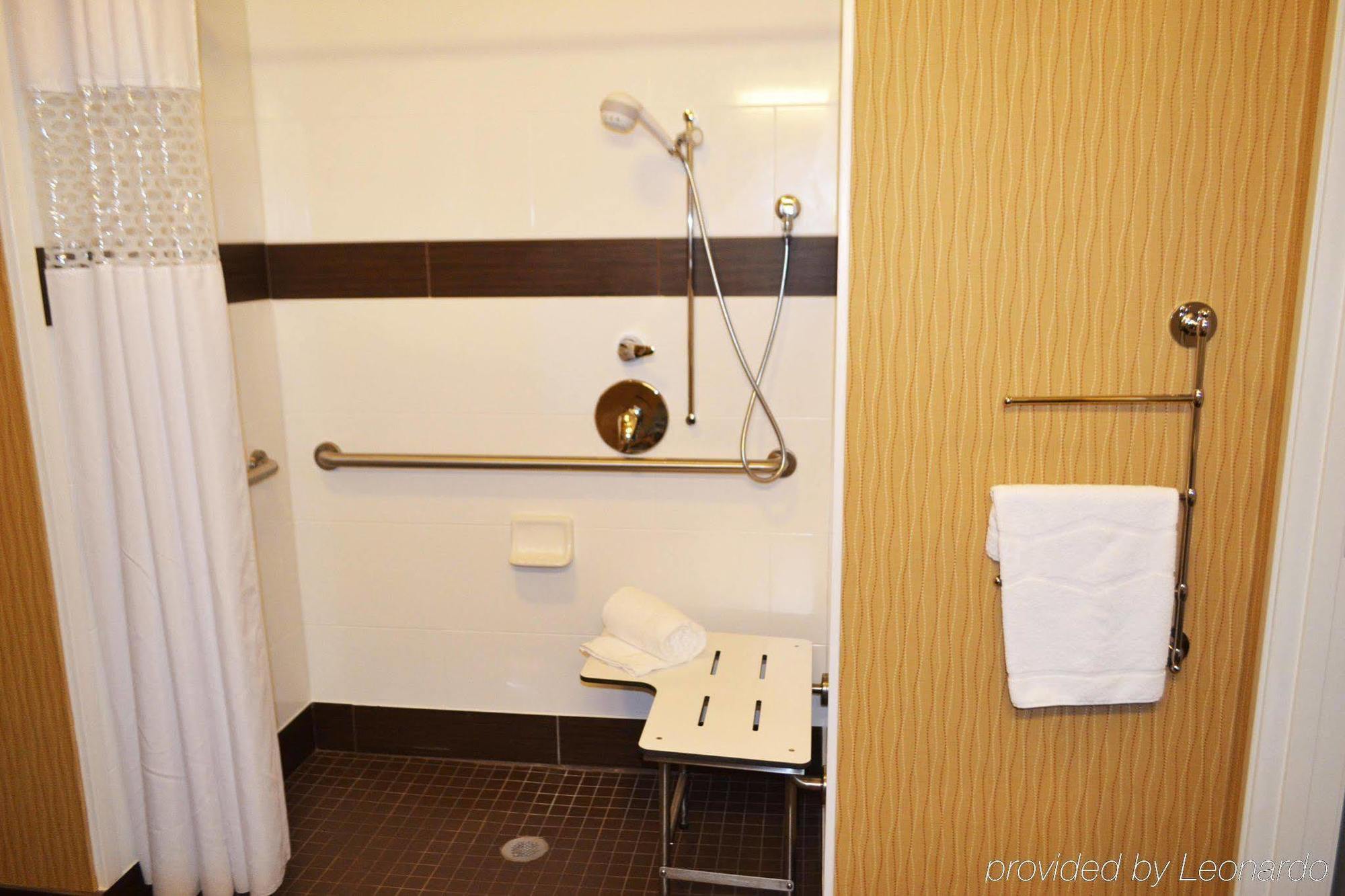 Hampton Inn Seattle/Everett Downtown Exterior photo