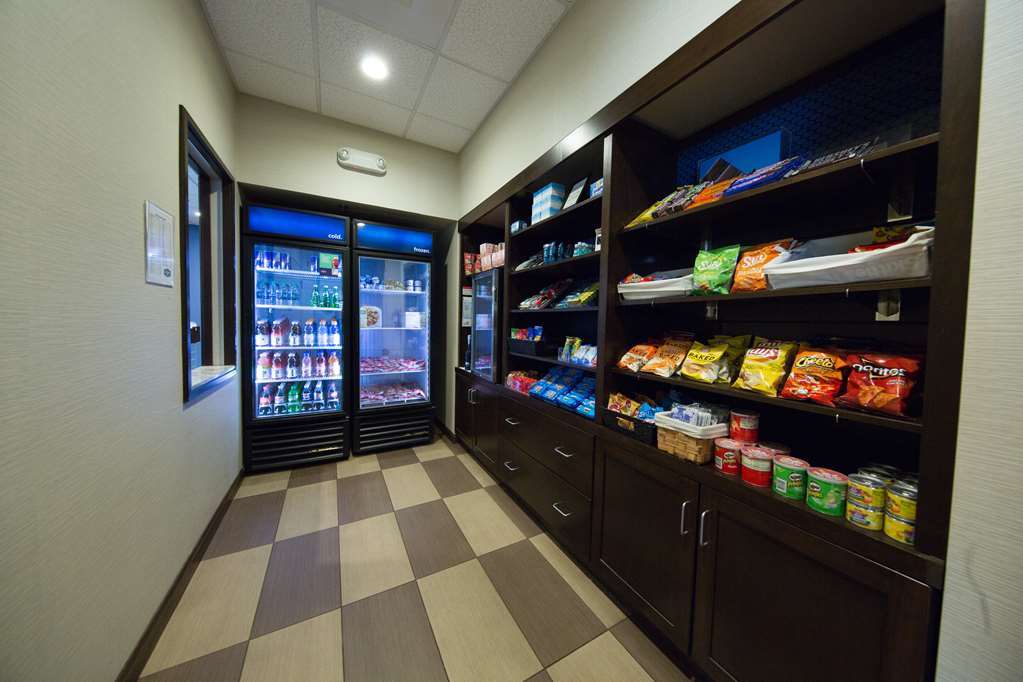 Hampton Inn Seattle/Everett Downtown Restaurant photo